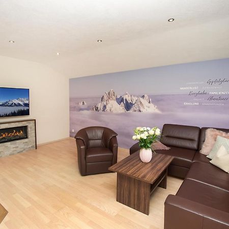 Ferienwohnung "Mein Alpenjuwel" Filzmoos Esterno foto